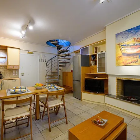 Ridomo Sea View شقة Akrogiali